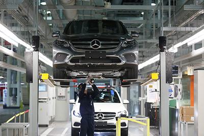 长期停产导致巨额亏损，北京奔驰向政府申请提前复产以挽救汽车销售
